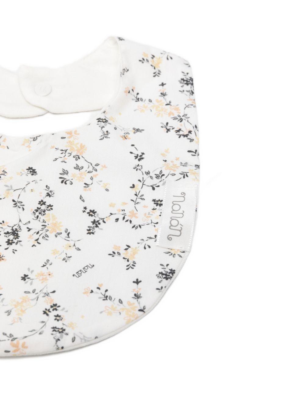 Bavaglino in cotone con stampa floreale E26414 OFFWHITE NANAN KIDS 