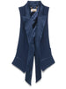 Gilet smoking in crêpe con rever in raso blu oltremare