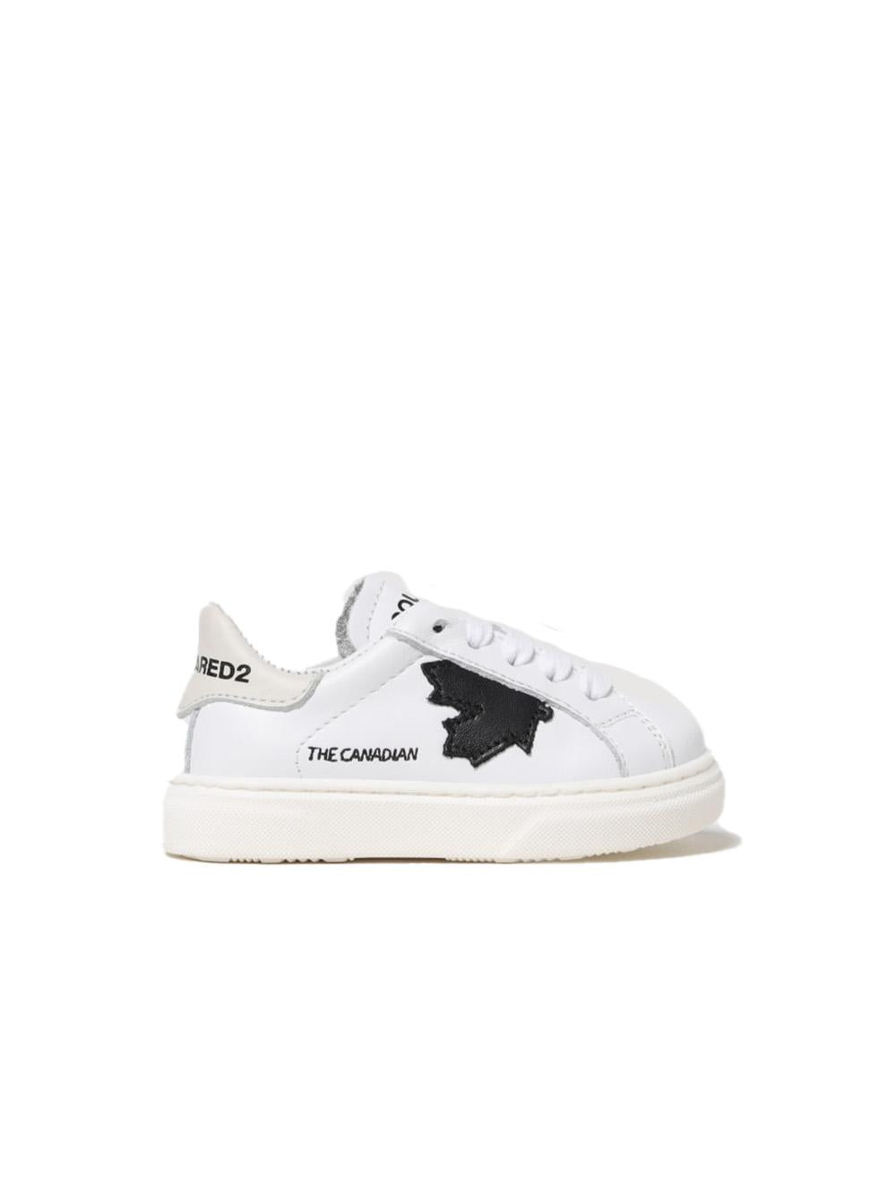 Sneakers in pelle bianca con foglia d'acero