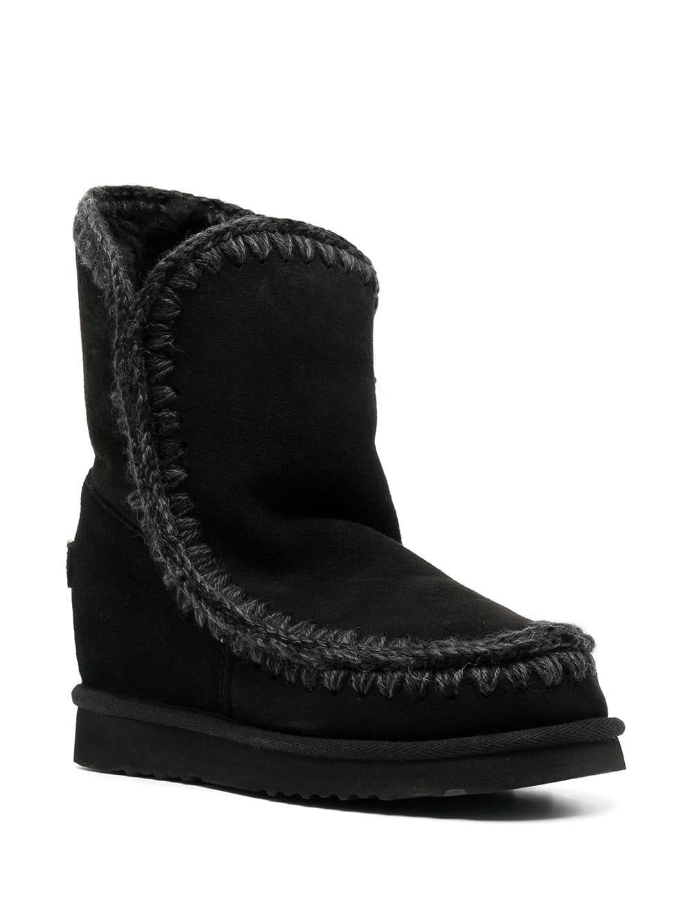 Stivale nero 23cm  con zeppa interna corta