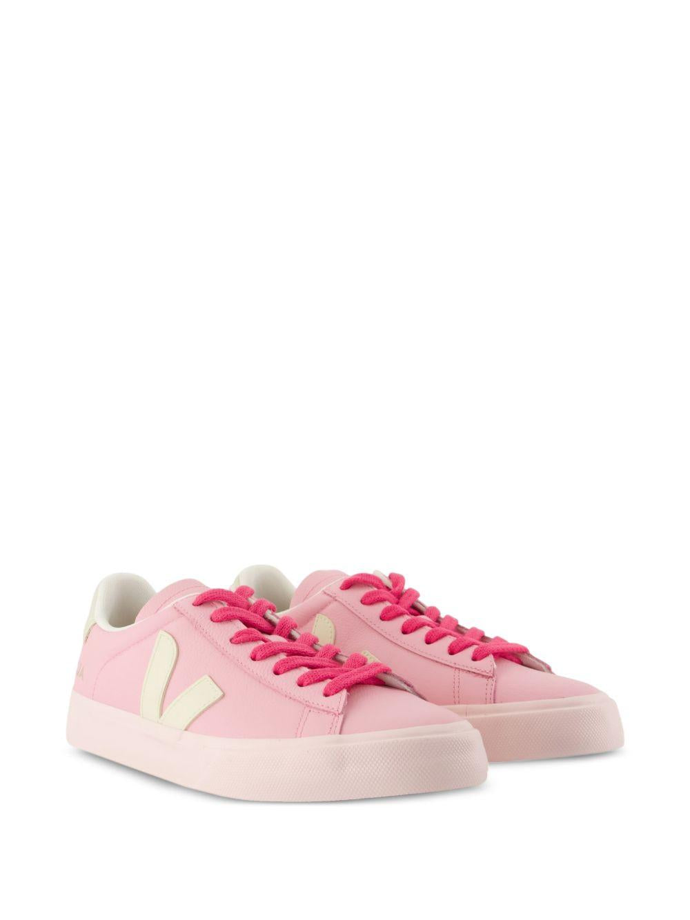Sneakers con suola platform CP0521403 PETALE VEJA 