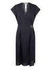 Abito nero con placchetta Oval-T laterale