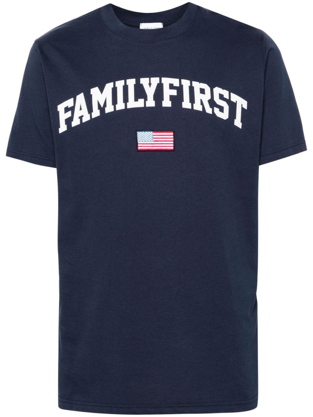 T-shirt blu College