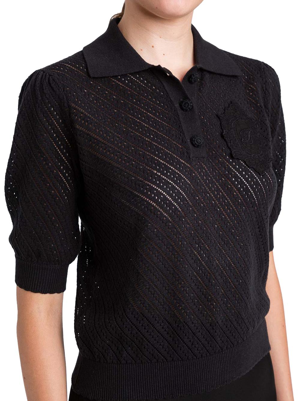 Maglia nera traforata con ricamo
