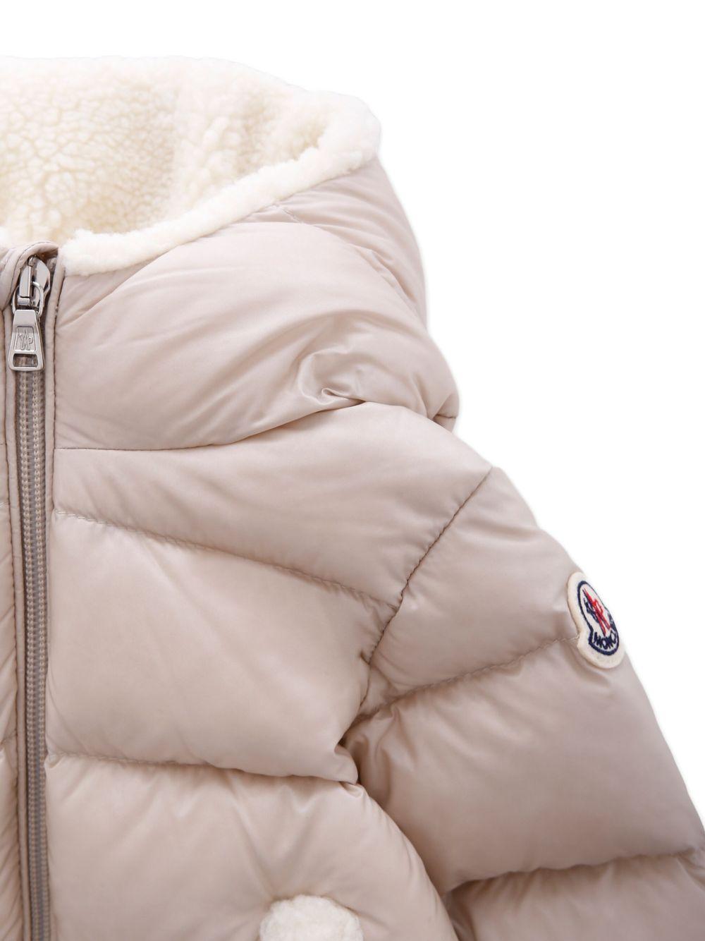 Piumino con Cappuccio Effetto Teddy K29511A00011597YF 268 MONCLER KIDS 