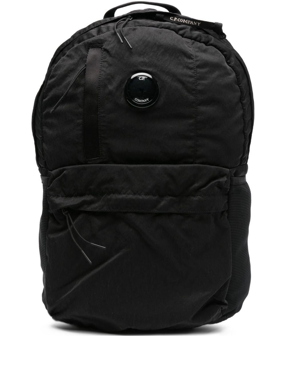 Zaino con Dettaglio Lens e Chiusura Zip RCCMAC737A005269G 999 CP COMPANY 
