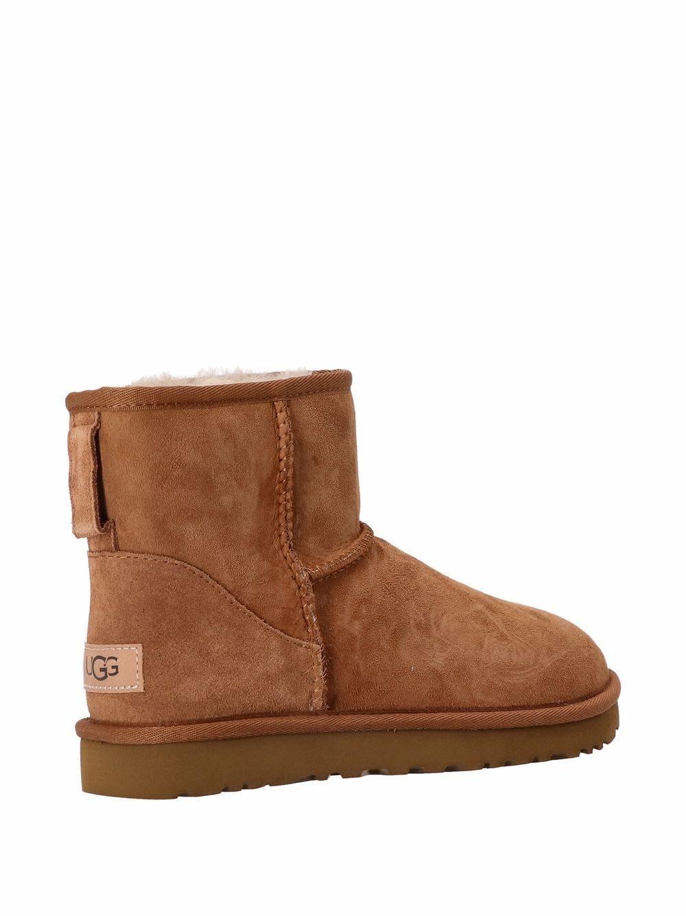 Stivali w classic mini II chestenut 1016222 CHE UGG 
