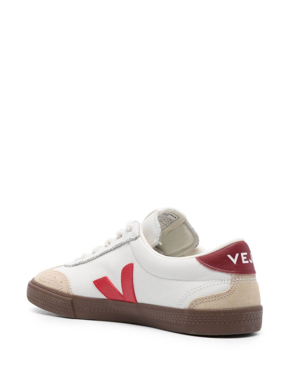  VO2003533 WHITEPEKIN VEJA 