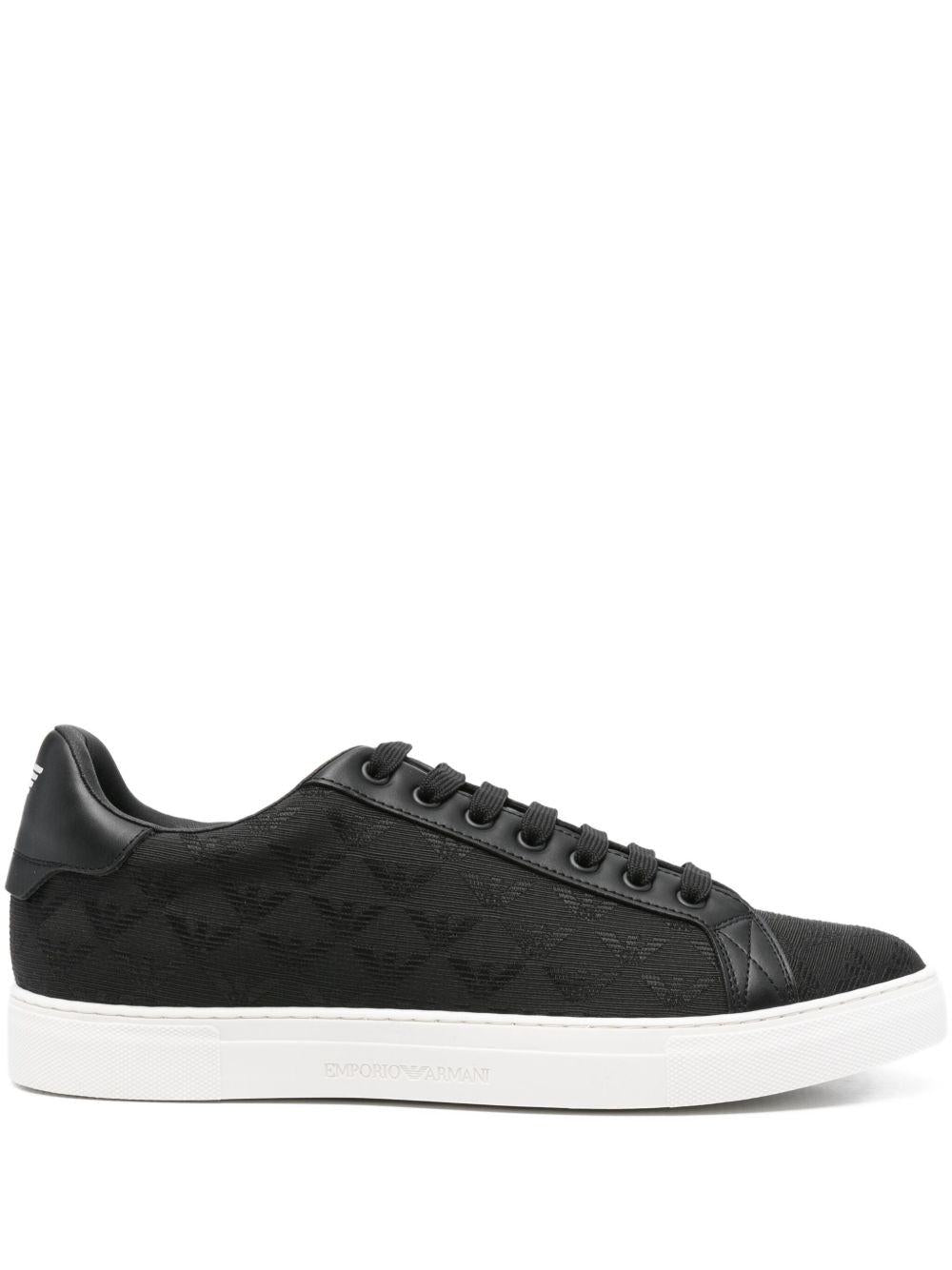 Sneakers nere con logo dellaquila e chiusura con lacci EM003843AF20003 MC012 EMPORIO ARMANI 