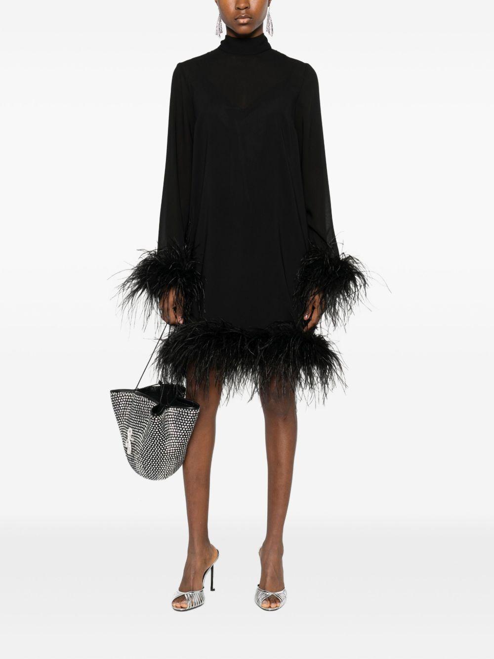 Abito con Maniche Lunghe e Rifinitura di Piume AT122 NERO ALESSANDRO LEGORA 