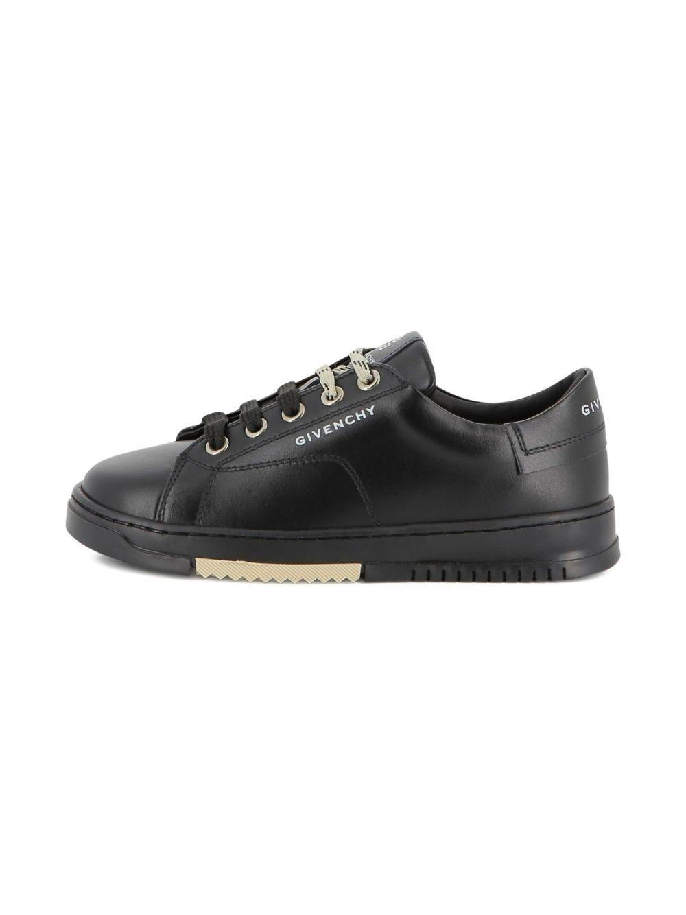 Sneakers in Pelle con Suola a Contrasto e Logo sul Tallone H31042 09B GIVENCHY KIDS 