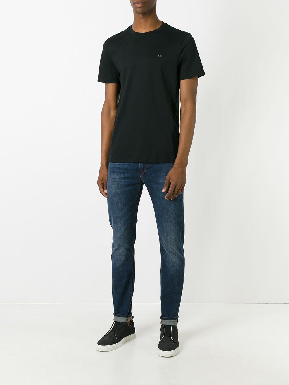 T-shirt nera mini logo  petto