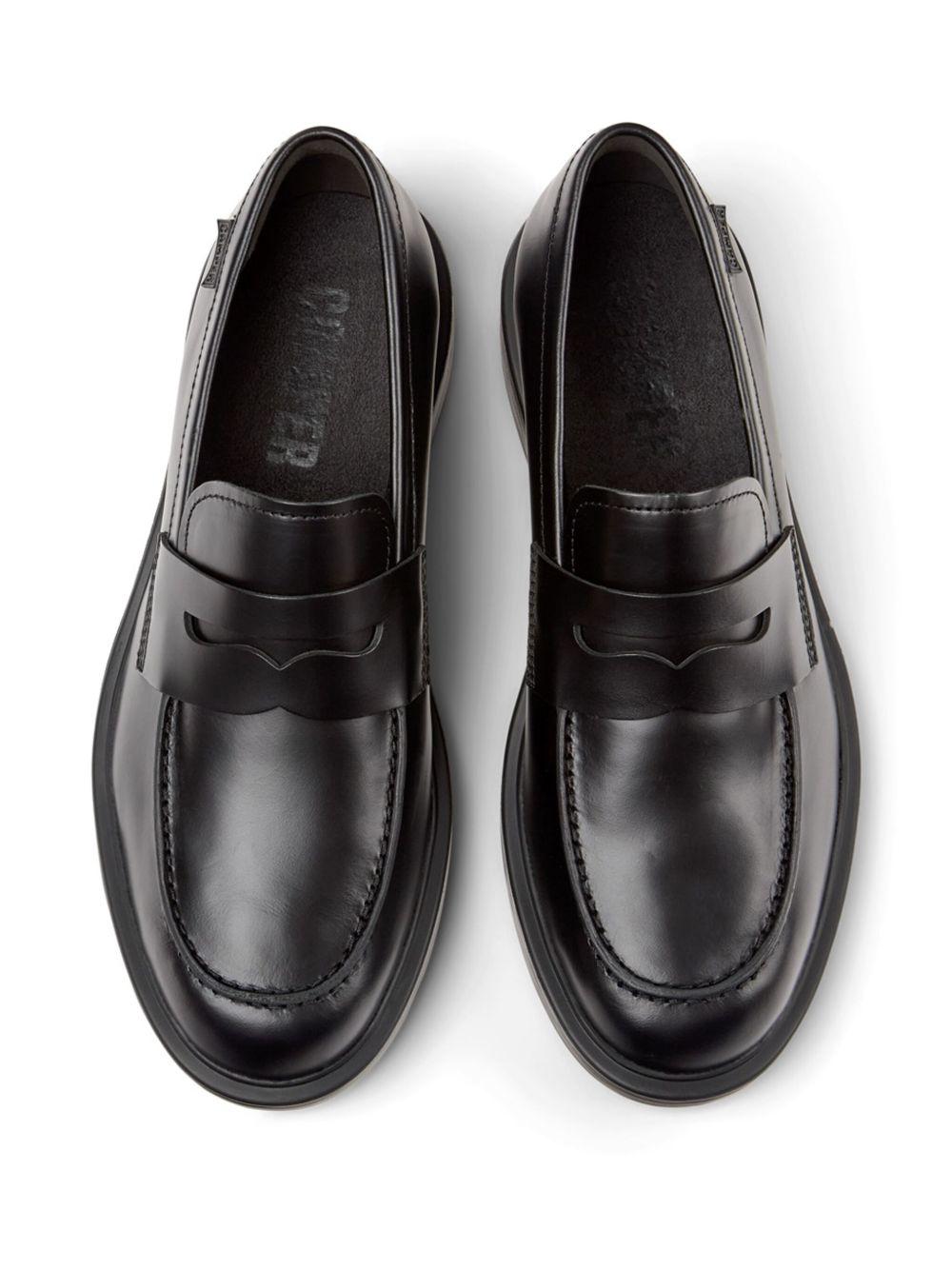Mocassini in pelle con suola platform K101045 001 CAMPER 