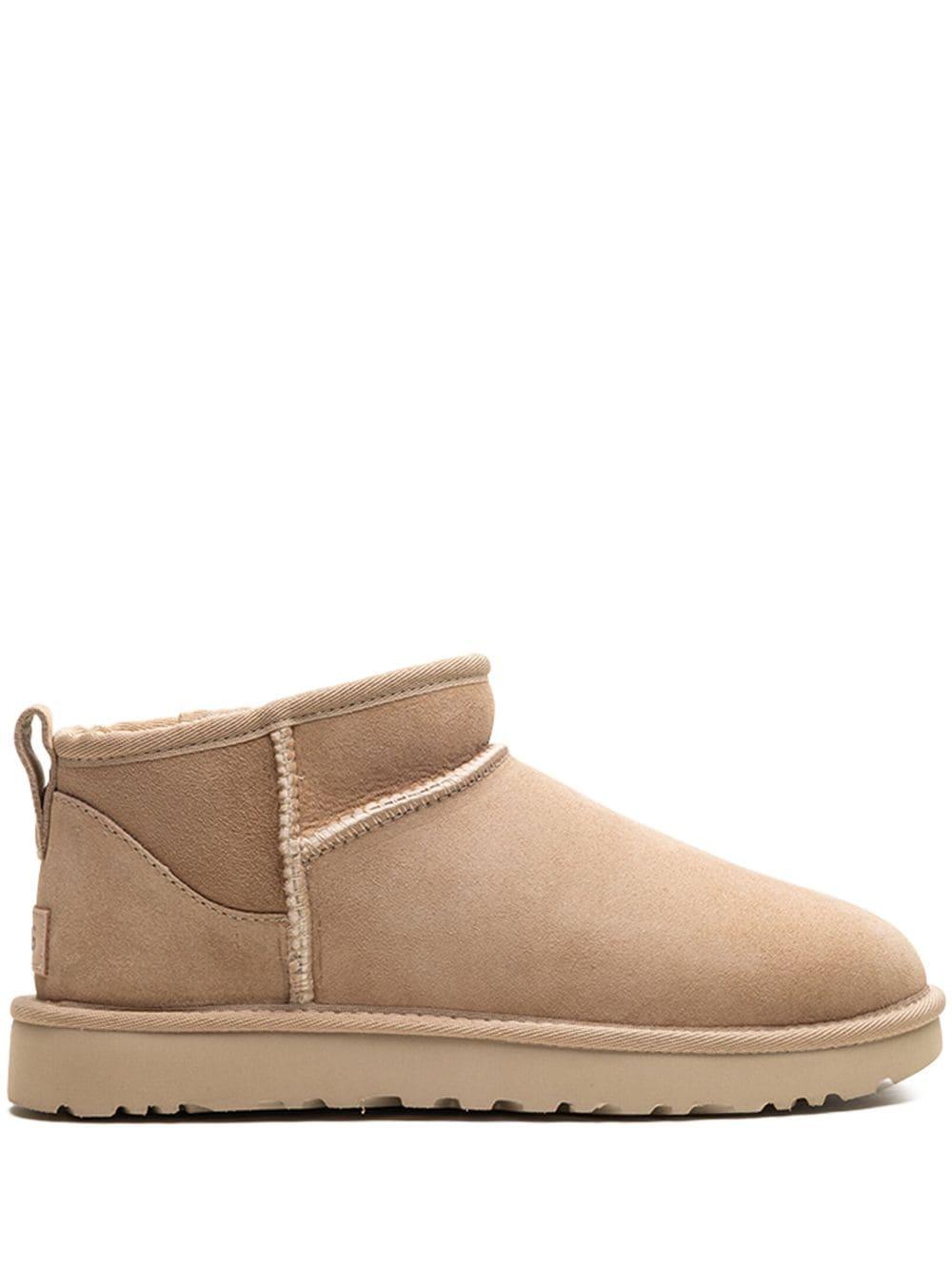 Stivali Classic Ultra Mini sabbia 1116109 SAN UGG 