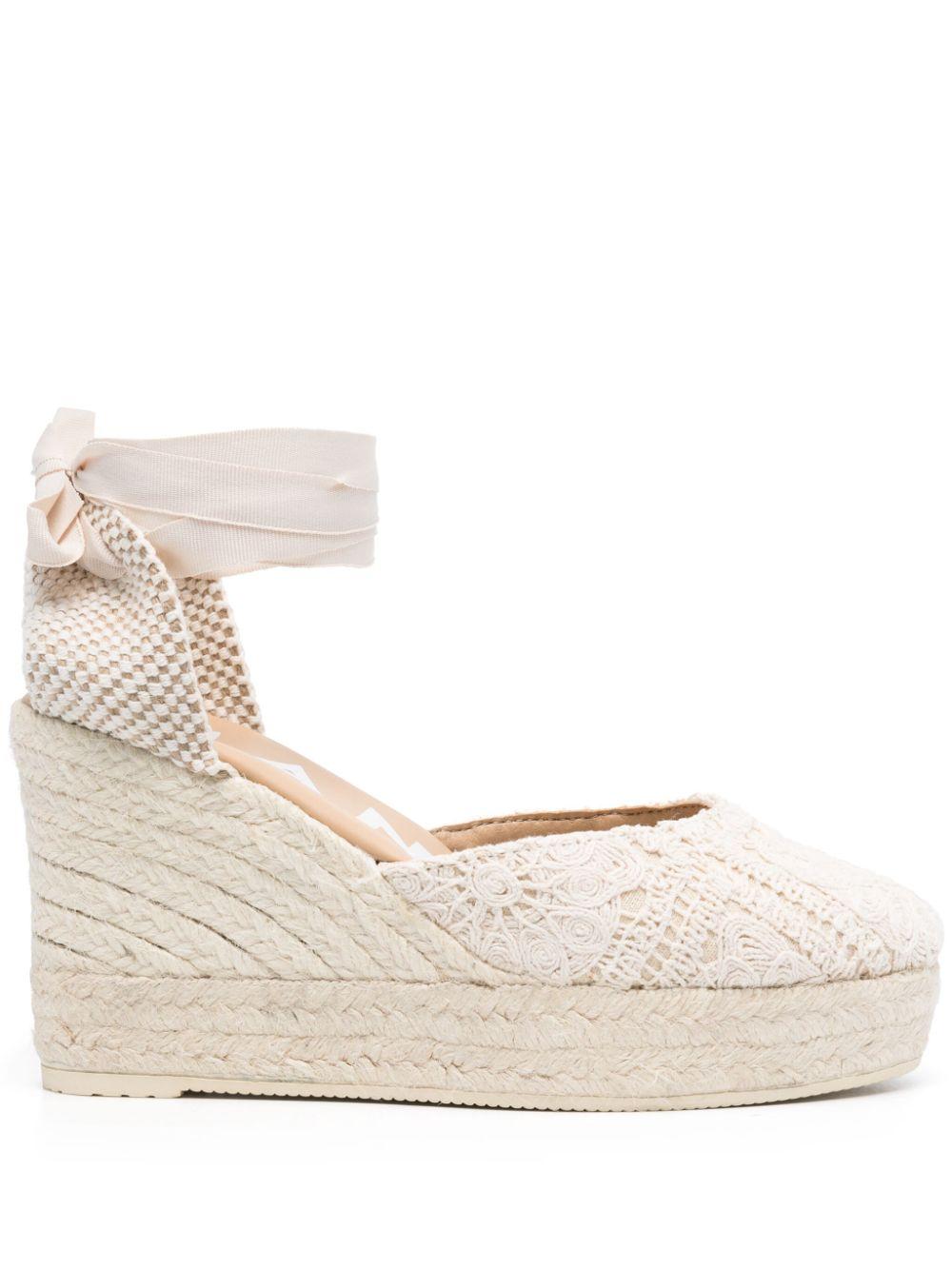 Espadrillas all'uncinetto Yucatán zeppa valenciana bianche G03WV NATURAL MANEBI 