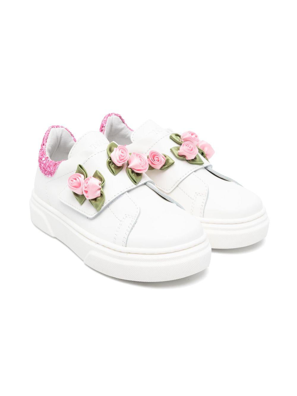 Sneakers bianche strappo roselline