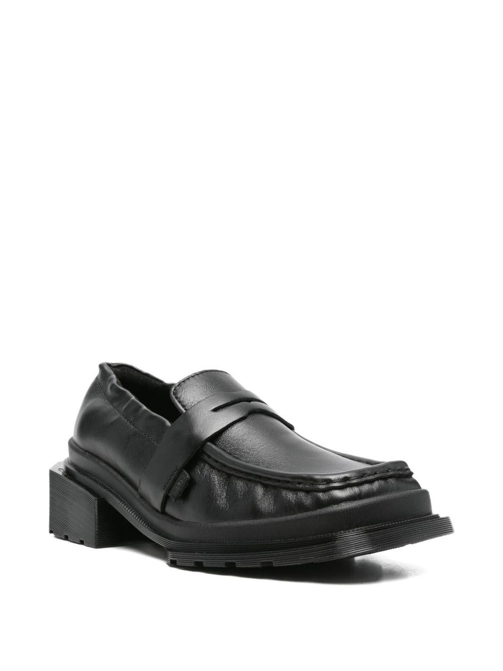  42063 001 DR.MARTENS 